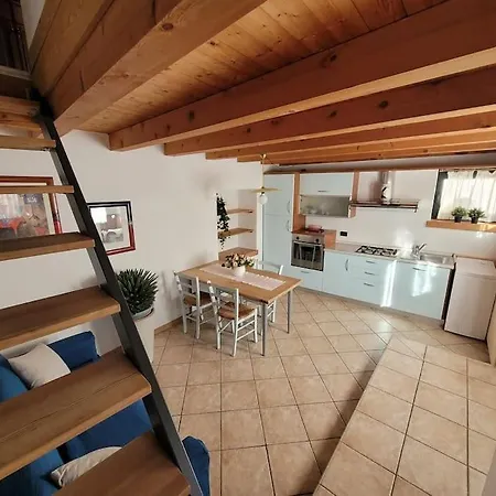 Апартаменты Casa Desi Combai