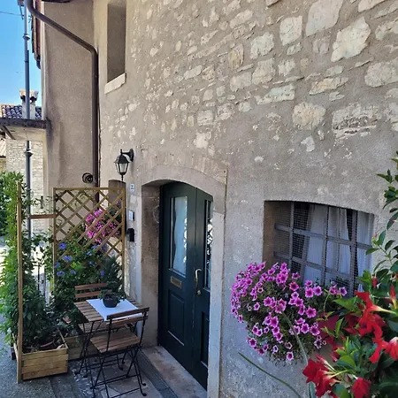 Lägenhet Casa Desi
